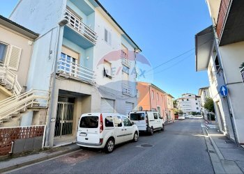 Edificio all\'aperto - Independent house Via Giosuè Carducci
 
13, Vinci - photo 2