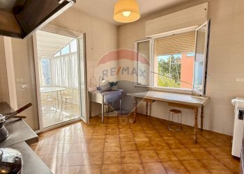 Ufficio - Independent house Via Giosuè Carducci
 
13, Vinci - photo 11