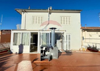 Terrazza - Independent house Via Giosuè Carducci
 
13, Vinci - photo 33