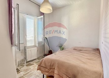 Camera / camera da letto - Independent house Via Giosuè Carducci
 
13, Vinci - photo 42