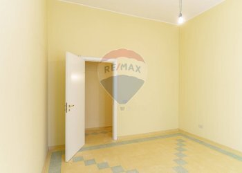 Stanza vuota - Appartamento VIA DUCA DEGLI ABRUZZI
 
147, Carlentini - foto 23