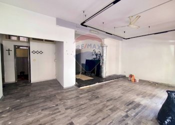 Stanza vuota - Negozio Via Naxos
 
109 - 109 A, Giardini-Naxos - foto 1