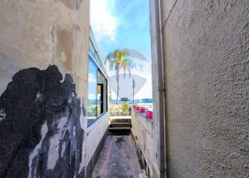 Balcone - Negozio Via Naxos
 
109 - 109 A, Giardini-Naxos - foto 25