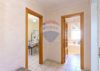 Hall / corridoio - Quadrilocale Via Tellaro
 
36, Catania - foto 19