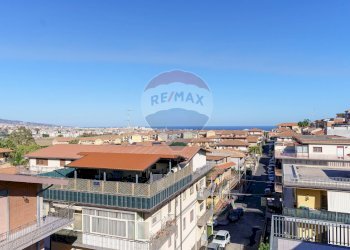 Edificio all\'aperto - Quadrilocale Via Tellaro
 
36, Catania - foto 35