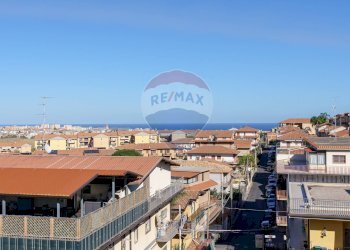 Edificio all\'aperto - Quadrilocale Via Tellaro
 
36, Catania - foto 36