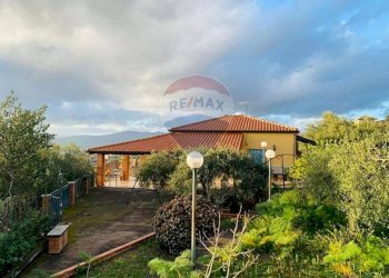 Casa all\'aperto - Villa CONTRADA CANNATELLA
 
SNC, Adrano - foto 5