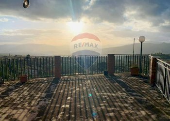 Terrazza - Villa CONTRADA CANNATELLA
 
SNC, Adrano - foto 17