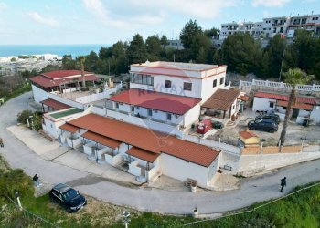 vista esterna - Appartamento Località Pietra della Madonna
 
snc, Peschici - foto 1