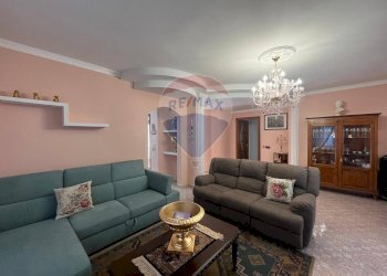 soggiorno - Appartamento Località Pietra della Madonna
 
snc, Peschici - foto 8