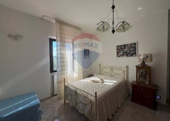 camera da letto - Appartamento Località Pietra della Madonna
 
snc, Peschici - foto 13