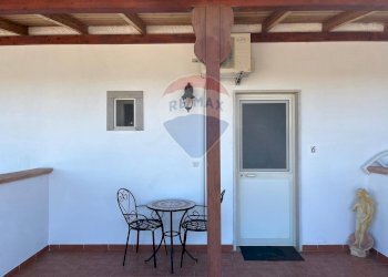 veranda esterna - Appartamento Località Pietra della Madonna
 
snc, Peschici - foto 21