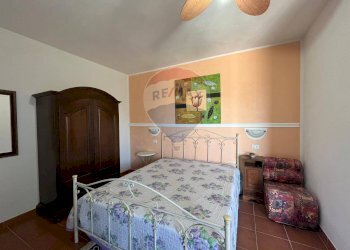 camera - Appartamento Località Pietra della Madonna
 
snc, Peschici - foto 23