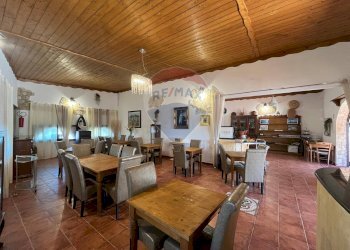 sala ristorante - Appartamento Località Pietra della Madonna
 
snc, Peschici - foto 27