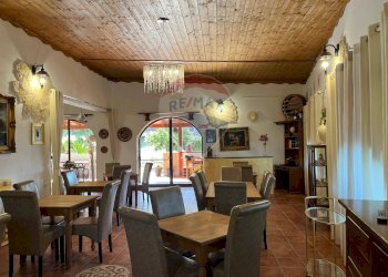 sala ristorante - Appartamento Località Pietra della Madonna
 
snc, Peschici - foto 29