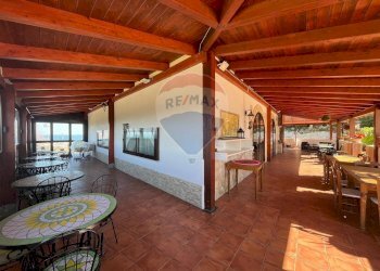 sala - Appartamento Località Pietra della Madonna
 
snc, Peschici - foto 31