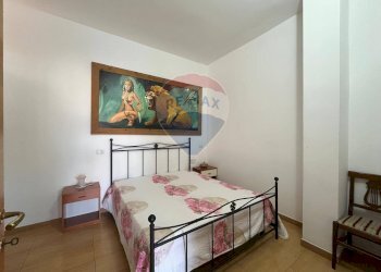 camera da letto - Appartamento Località Pietra della Madonna
 
snc, Peschici - foto 42