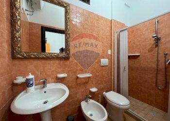 bagno appartamentino - Appartamento Località Pietra della Madonna
 
snc, Peschici - foto 45