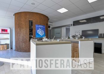 Foto 8 - Ufficio Garibaldi
 
11, Pedrengo - foto 8