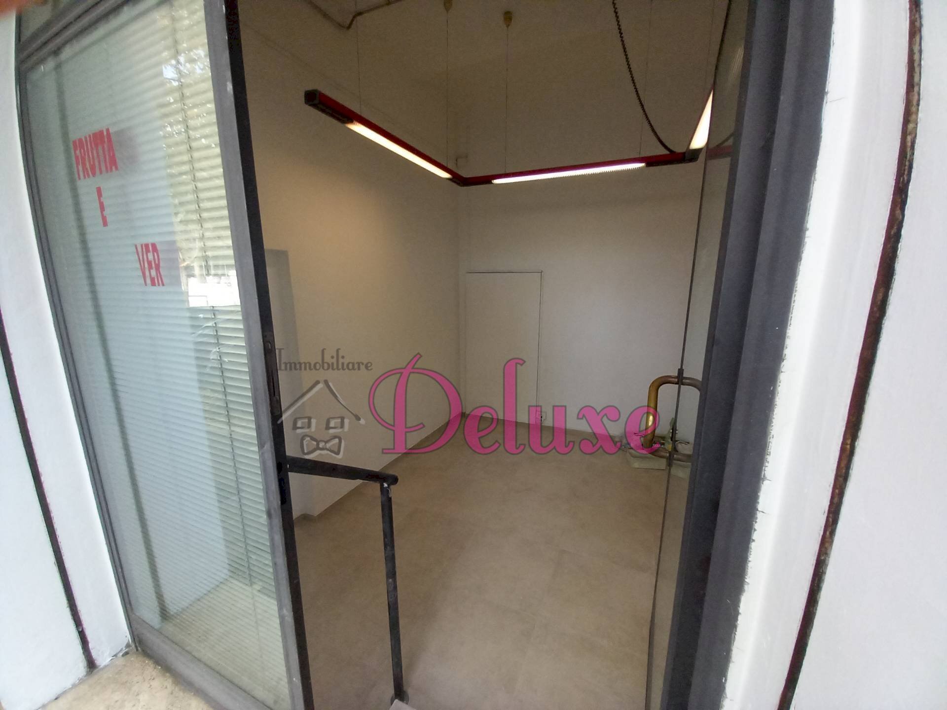 Foto 3 - Locale Commerciale viale Martiri della Libertà, Macerata - foto 3