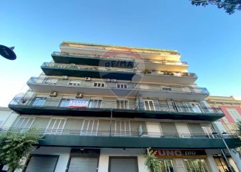 Edificio all\'aperto - Appartamento Via Roma
 
32, Giugliano in Campania - foto 3