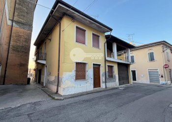 Foto 2 - Casa indipendente Via San Rocco
 
5, Isorella - foto 2