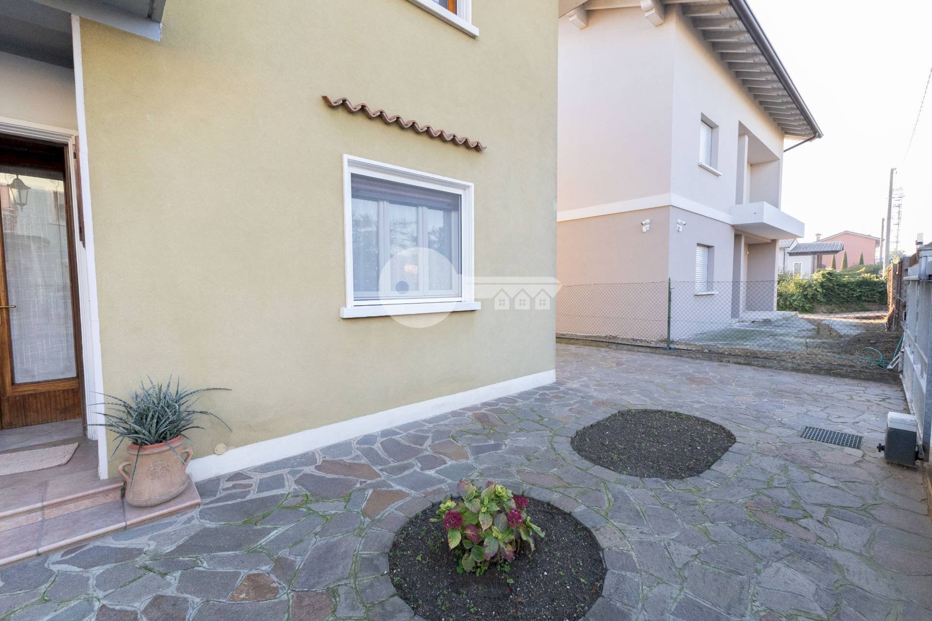 Foto 2 - Villa Via Celso Cami
 
28, Gottolengo - foto 2