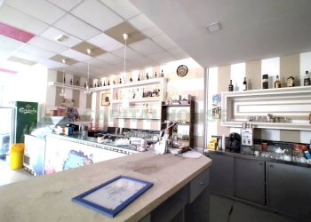 Foto 12 - Locale Commerciale via dante alighieri, Curti - foto 12