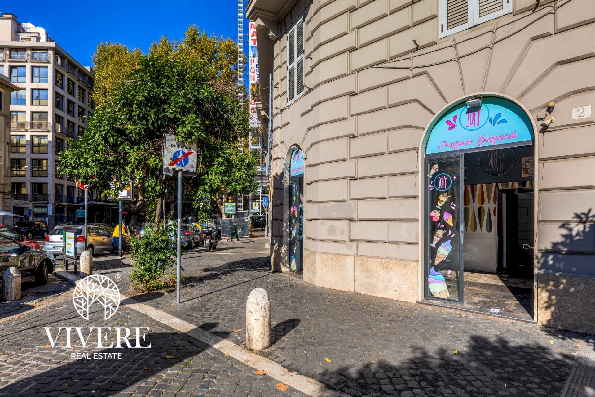 Foto 3 - Commercial Premises Piazza Regina Margherita, Roma - photo 3