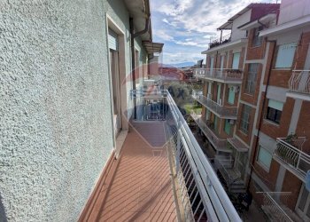Balcone - Three-room apartment via fratelli govoni
 
50, Minturno - photo 16
