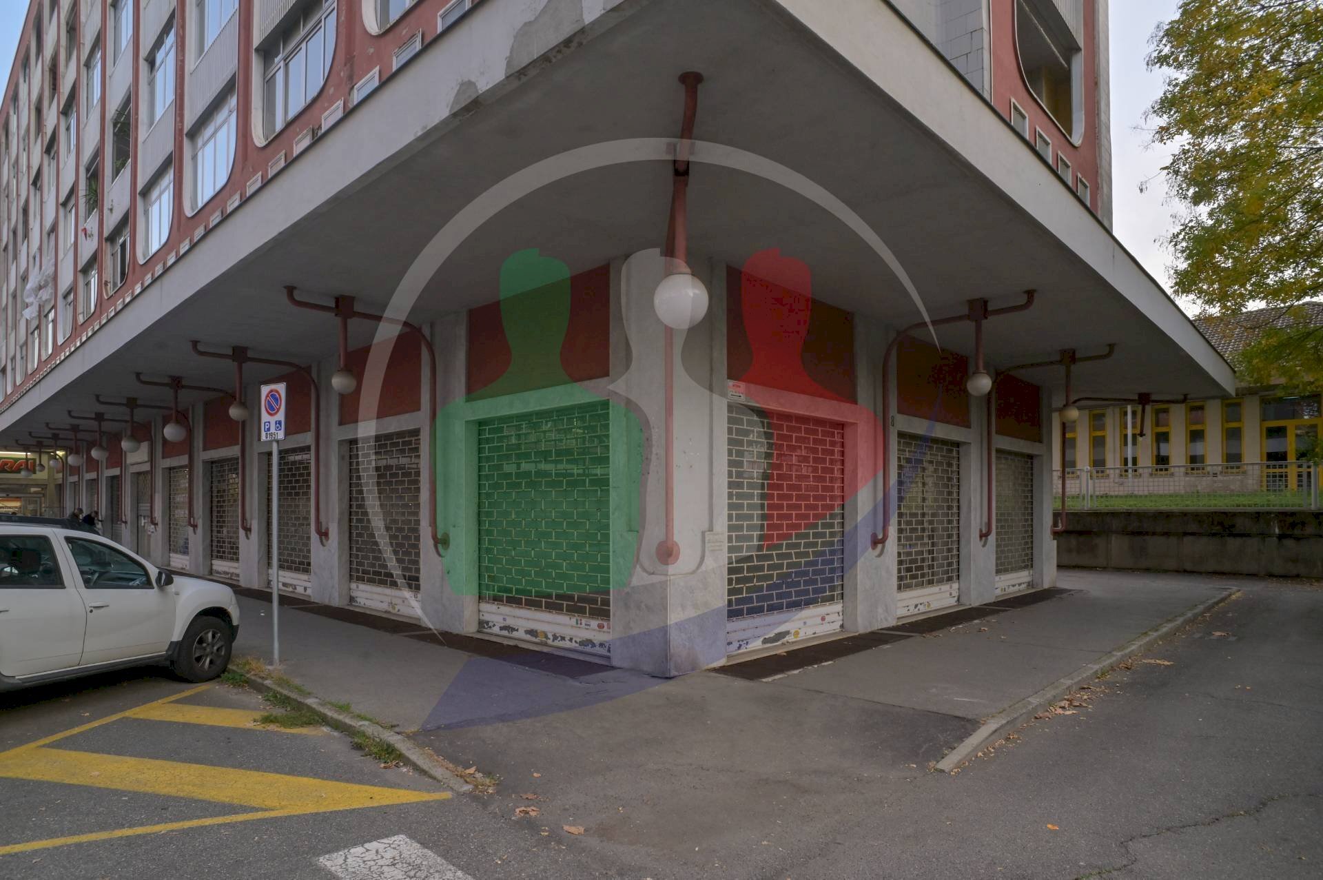 Foto 1 - Locale Commerciale Viale Carru'
 
8, Rivoli - foto 1