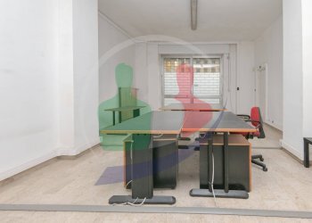 Foto 12 - Locale Commerciale Viale Carru'
 
8, Rivoli - foto 12