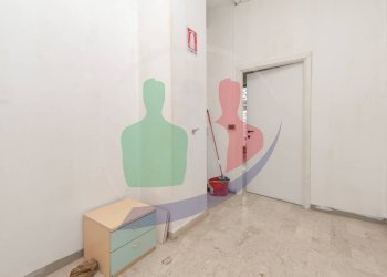 Foto 17 - Locale Commerciale Viale Carru'
 
8, Rivoli - foto 17