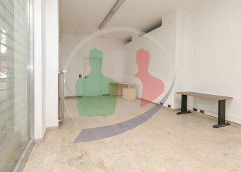 Foto 26 - Locale Commerciale Viale Carru'
 
8, Rivoli - foto 26