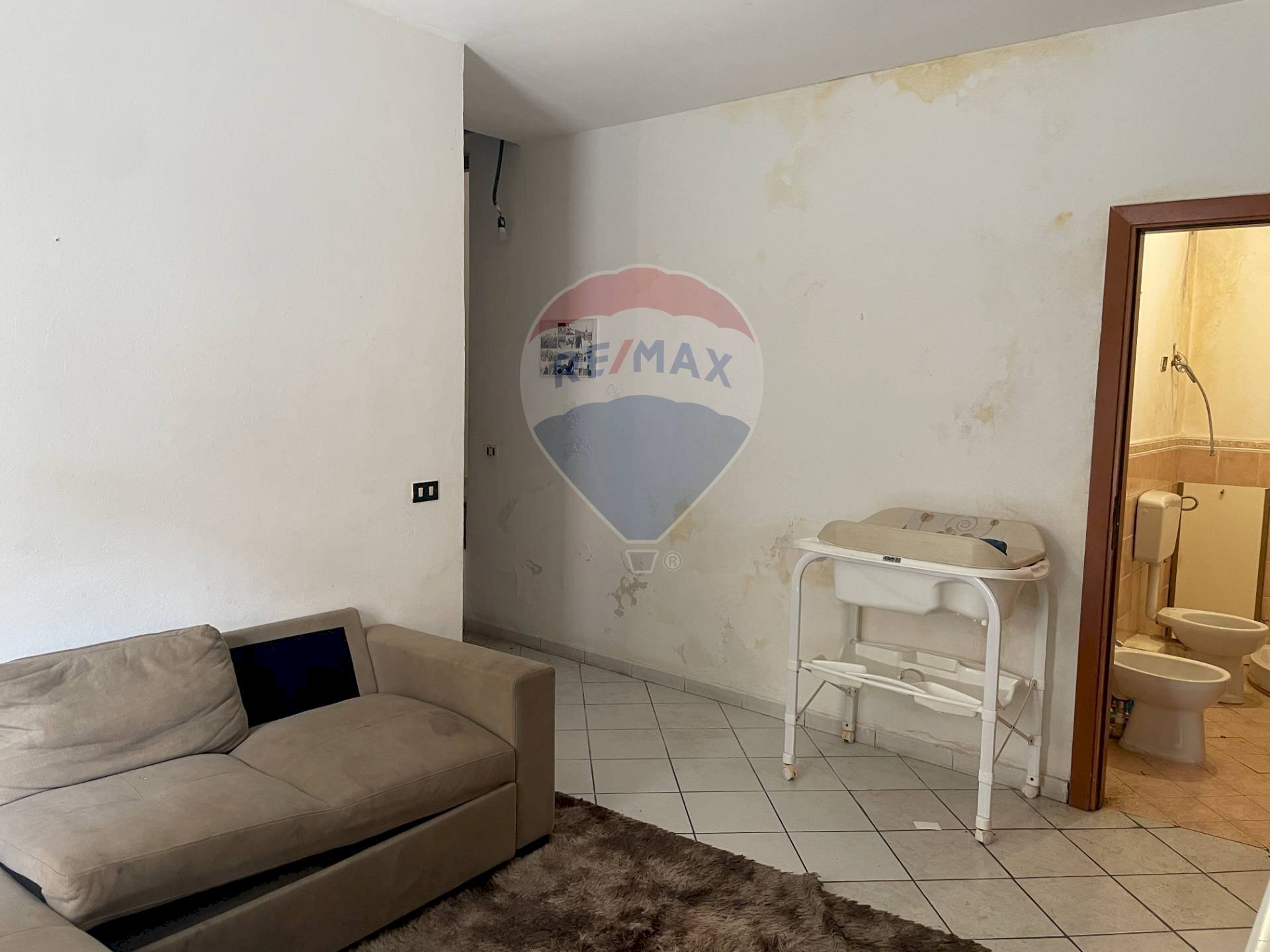 Sala da pranzo - Three-room apartment Via Colonna Rotta
 
204, Palermo - photo 3