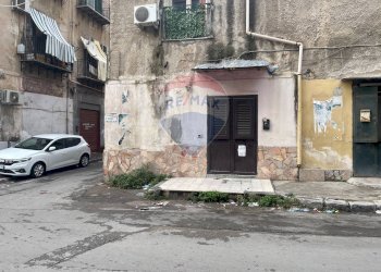 Edificio all\'aperto - Trilocale Via Colonna Rotta
 
204, Palermo - foto 2