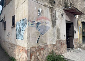 Edificio all\'aperto - Trilocale Via Colonna Rotta
 
204, Palermo - foto 17