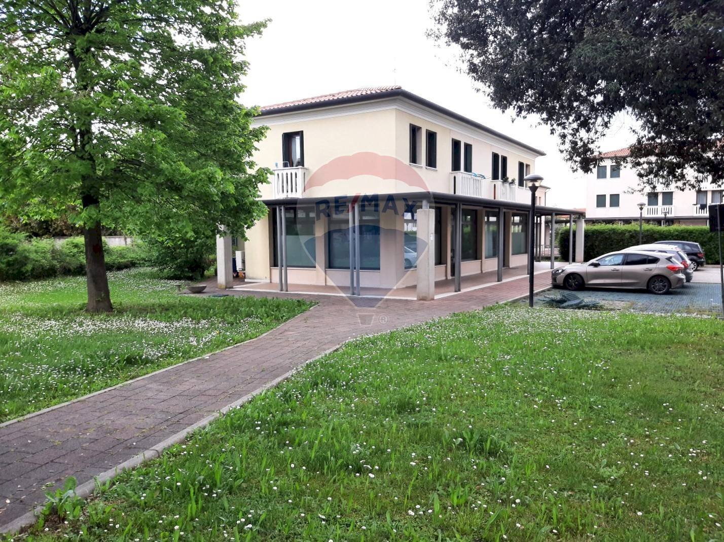 Casa all\'aperto - Commercial Premises Via XVIII Giugno
 
68, Susegana - photo 3