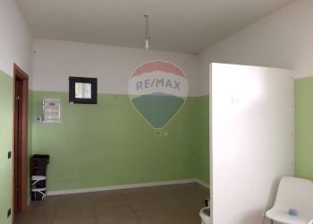 Stanza vuota - Locale Commerciale Via XVIII Giugno
 
68, Susegana - foto 11