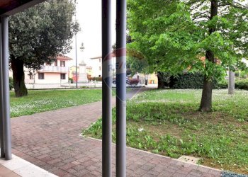 Giardino - Locale Commerciale Via XVIII Giugno
 
68, Susegana - foto 14