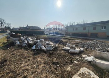 Giardino - Terreno edificabile Via Galvani
 
snc, Mornago - foto 3