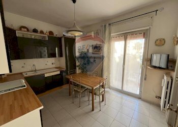 Sala da pranzo - Appartamento Via Pietro Mascagni
 
41, Ragusa - foto 1