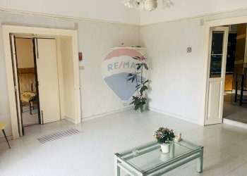 Soggiorno - Casa indipendente Via Vittorio Emanuele III
 
149, Monterosso Almo - foto 20