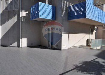 Terrazza - Locale Commerciale VIALE EUROPA
 
449, Ragusa - foto 2