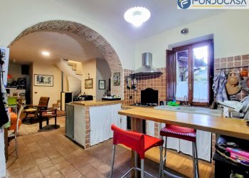 cucina - Quadrilocale Sandro Pertini, Camaiore - foto 3