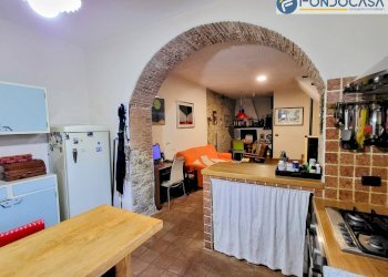 cucina - Quadrilocale Sandro Pertini, Camaiore - foto 4