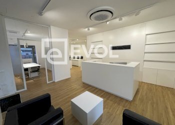 Foto 4 - Ufficio Via Carnia
 
10, Lignano Sabbiadoro - foto 4