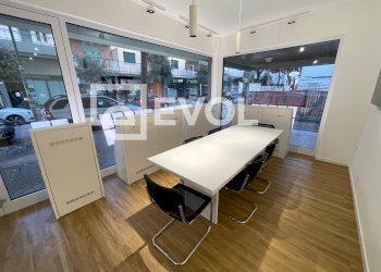 Foto 8 - Ufficio Via Carnia
 
10, Lignano Sabbiadoro - foto 8