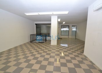 Foto 1 - Locale Commerciale Loreggia, Loreggia - foto 1