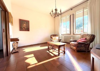 Foto 1 - Semi-detached house via jacopo bernardi
 
10, Treviso - photo 1
